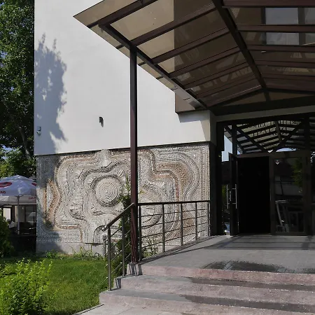 & Business Center Trakia 2*