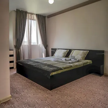& Business Center Trakia 2* Stamboliyski